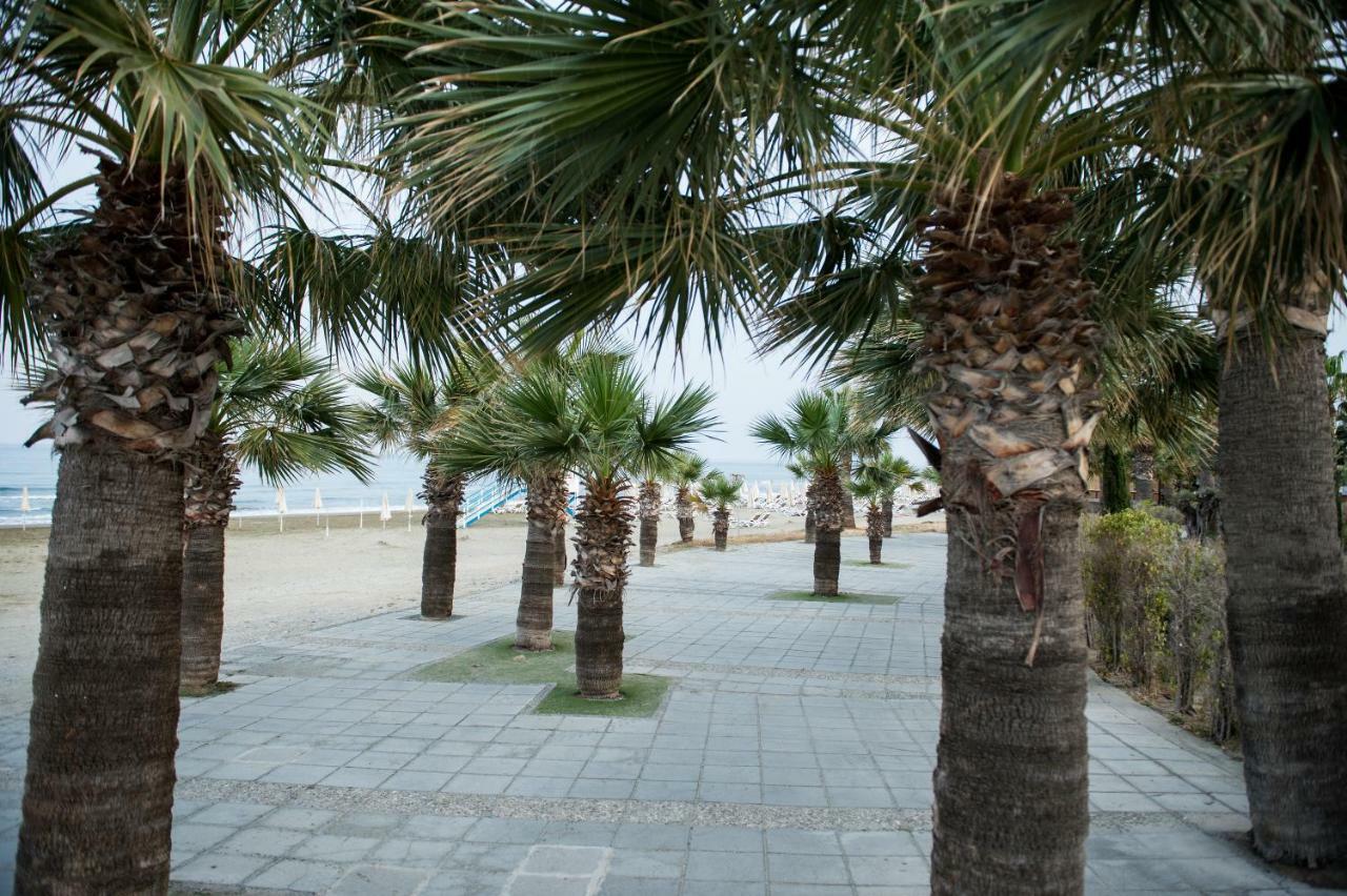 Sophia Court Apartment Larnaca Eksteriør billede