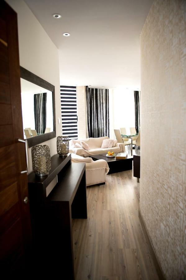 Sophia Court Apartment Larnaca Eksteriør billede