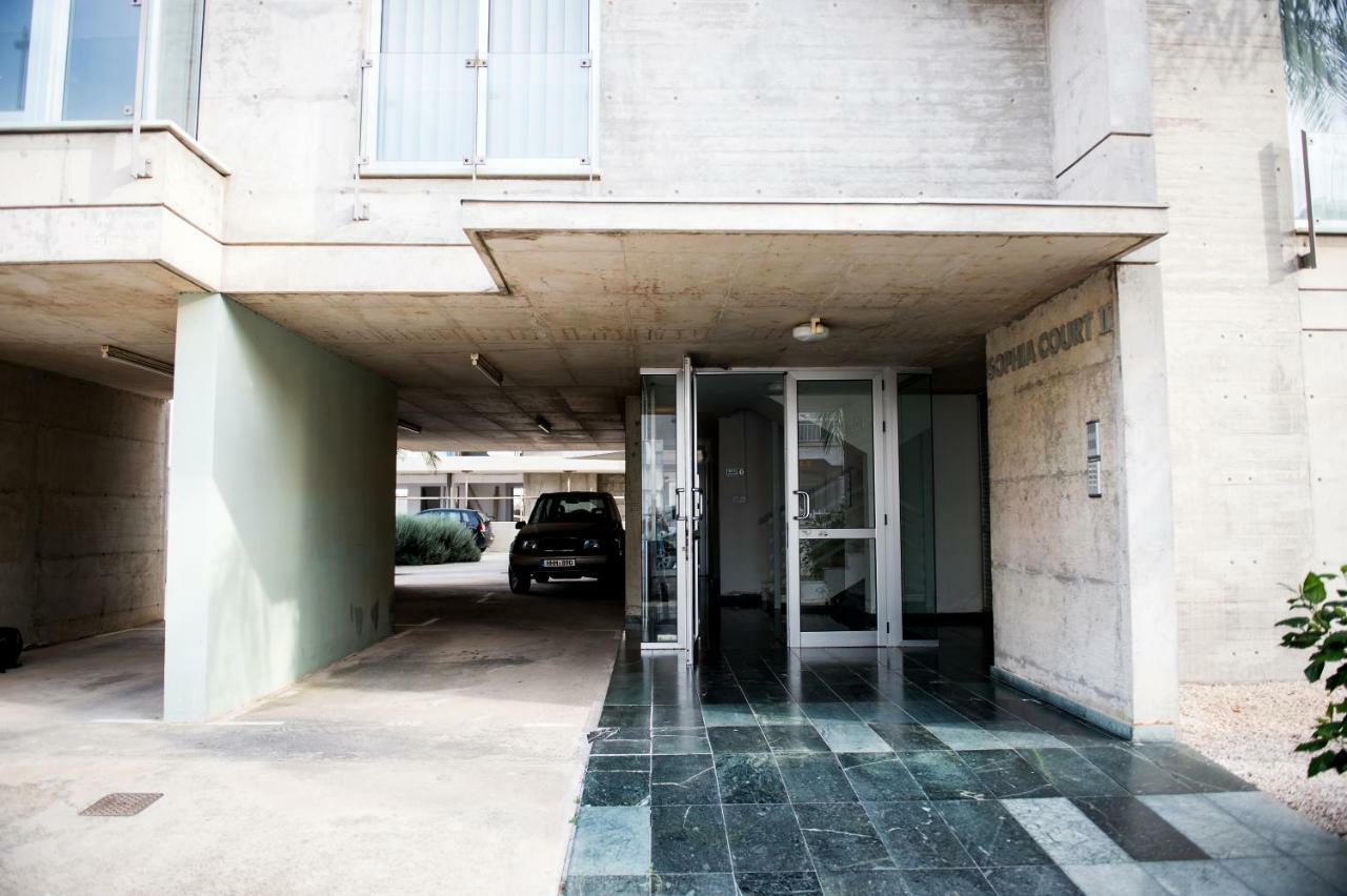 Sophia Court Apartment Larnaca Eksteriør billede